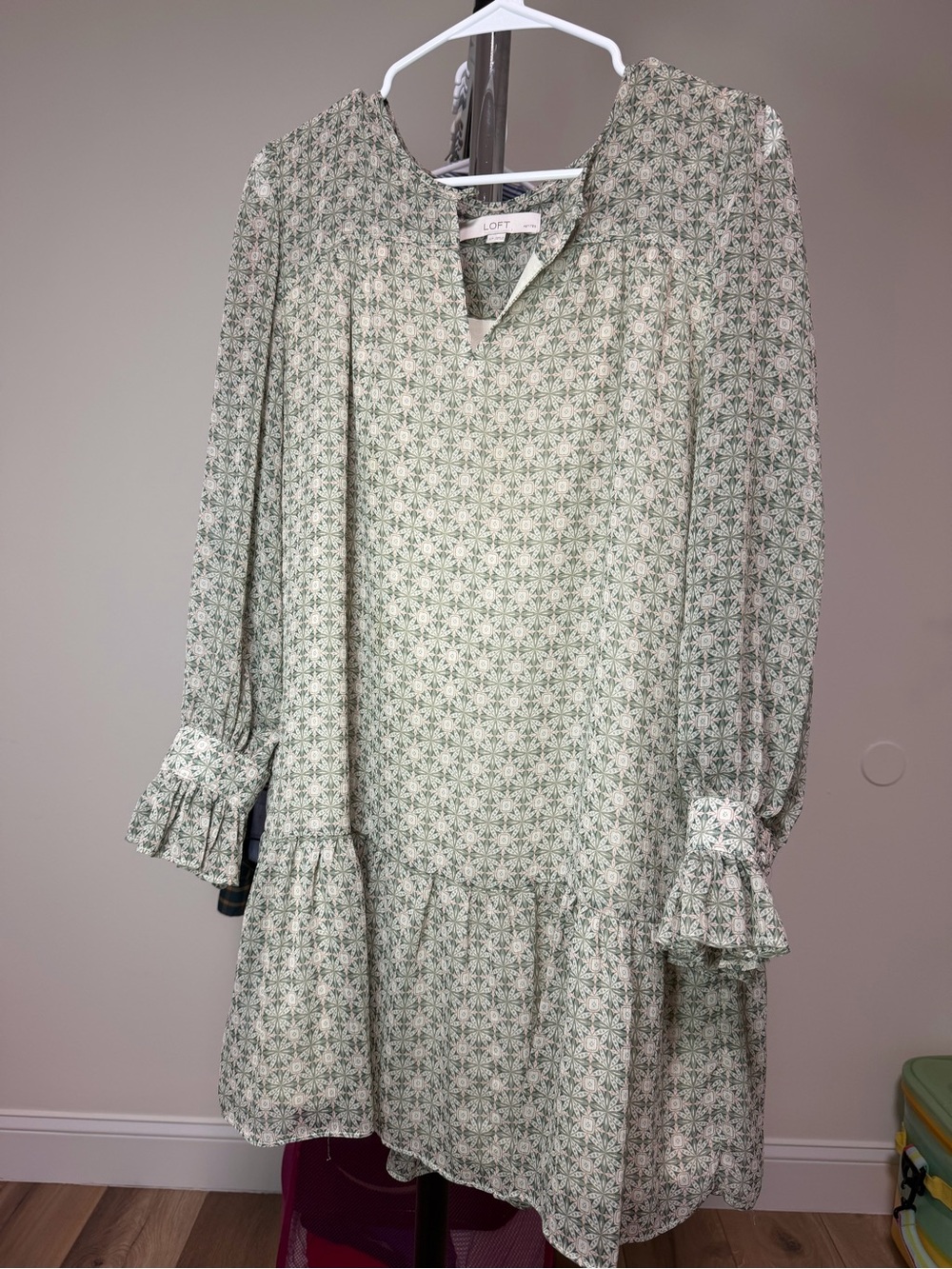 LOFT Sage Green Printed Long Sleeve Ruffle-Hem Swing Dress Size LP